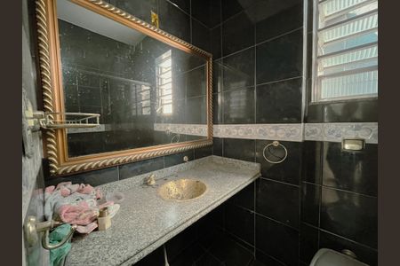 Casa para alugar com 120m², 2 quartos e 1 vagaBanheiro