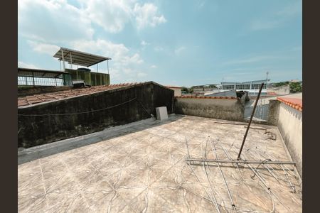 Casa para alugar com 120m², 2 quartos e 1 vagaTerraço