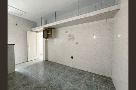 Casa para alugar com 120m², 2 quartos e 1 vagaCozinha