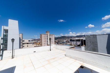 Apartamento para alugar com 184m², 3 quartos e 2 vagasCobertura Área externa