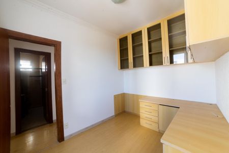 Apartamento para alugar com 184m², 3 quartos e 2 vagasQuarto 2