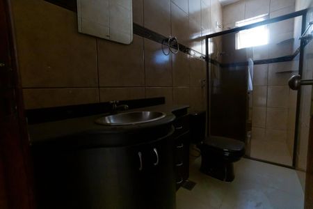 Apartamento para alugar com 184m², 3 quartos e 2 vagasBanheiro Social 1