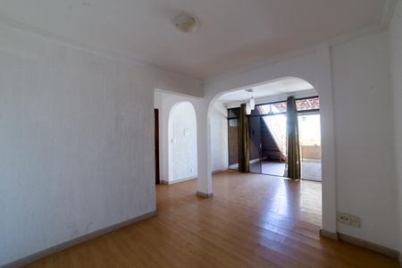 Apartamento para alugar com 184m², 3 quartos e 2 vagasSala 2