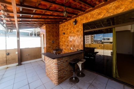 Apartamento para alugar com 184m², 3 quartos e 2 vagasCobertura