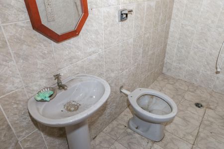 Casa à venda com 250m², 4 quartos e 3 vagasCasa 3 - Banheiro da Suíte