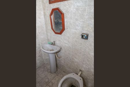 Casa à venda com 250m², 4 quartos e 3 vagasCasa 3 - Banheiro da Suíte