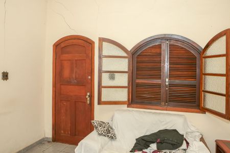 Casa à venda com 250m², 4 quartos e 3 vagasSala