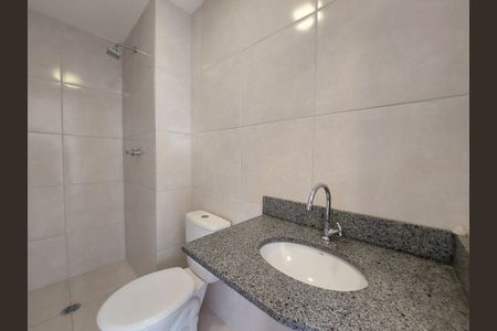 Apartamento para alugar com 48m², 2 quartos e 1 vaga Apartamento para alugar com 48m², 2 quartos e 1 vagaBanheiro 2