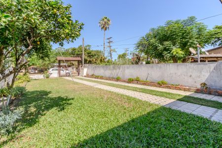 Casa para alugar com 60m², 2 quartos e 3 vagasQuintal