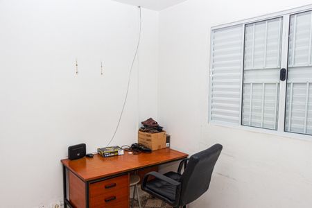 Casa à venda com 166m², 4 quartos e 2 vagasQuarto 1