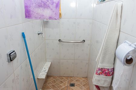 Casa à venda com 166m², 4 quartos e 2 vagasBanheiro da Suíte