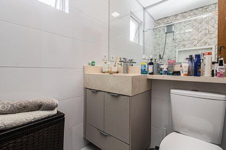 Casa para alugar com 220m², 3 quartos e 3 vagasBanheiro da Suíte