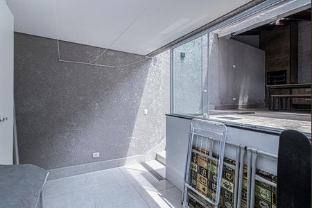 Casa para alugar com 220m², 3 quartos e 3 vagasÁrea de serviço coberta