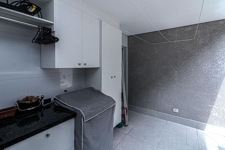 Casa para alugar com 220m², 3 quartos e 3 vagasÁrea de serviço coberta