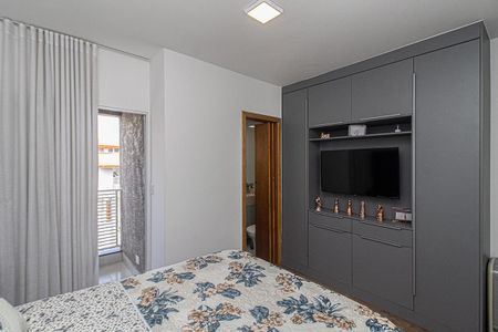 Casa para alugar com 220m², 3 quartos e 3 vagasSuíte