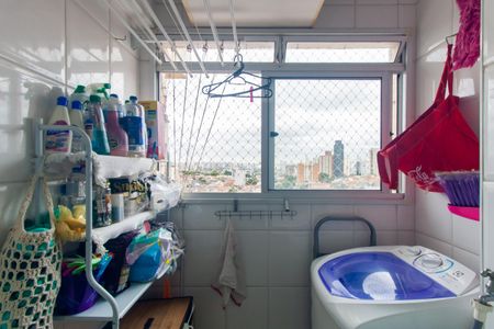 Apartamento à venda com 60m², 3 quartos e 1 vagaÁrea de Serviço