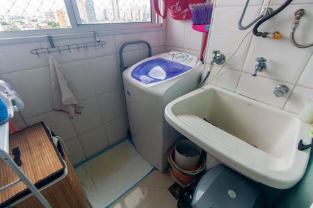 Apartamento à venda com 60m², 3 quartos e 1 vagaÁrea de Serviço