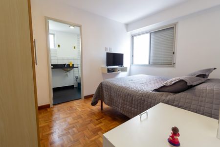 Apartamento à venda com 93m², 3 quartos e 1 vaga Apartamento à venda com 93m², 3 quartos e 1 vagaSuite