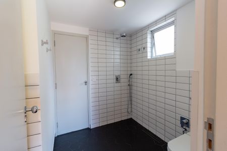 Apartamento à venda com 93m², 3 quartos e 1 vaga Apartamento à venda com 93m², 3 quartos e 1 vagaBanheiro das Suítes