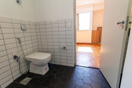 Apartamento à venda com 93m², 3 quartos e 1 vaga Apartamento à venda com 93m², 3 quartos e 1 vagaBanheiro das Suítes