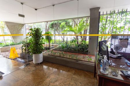 Apartamento à venda com 93m², 3 quartos e 1 vaga Apartamento à venda com 93m², 3 quartos e 1 vagaPortaria