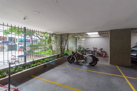 Apartamento à venda com 93m², 3 quartos e 1 vaga Apartamento à venda com 93m², 3 quartos e 1 vagaGaragem