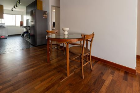 Apartamento à venda com 93m², 3 quartos e 1 vaga Apartamento à venda com 93m², 3 quartos e 1 vagaSala