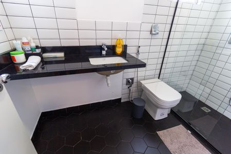 Apartamento à venda com 93m², 3 quartos e 1 vaga Apartamento à venda com 93m², 3 quartos e 1 vagaBanheiro da Suíte