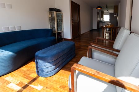 Apartamento à venda com 93m², 3 quartos e 1 vaga Apartamento à venda com 93m², 3 quartos e 1 vagaSala