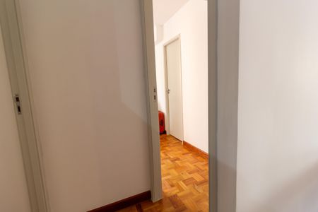 Apartamento à venda com 93m², 3 quartos e 1 vaga Apartamento à venda com 93m², 3 quartos e 1 vagaQuarto 2