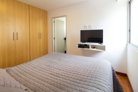 Apartamento à venda com 93m², 3 quartos e 1 vaga Apartamento à venda com 93m², 3 quartos e 1 vagaSuite