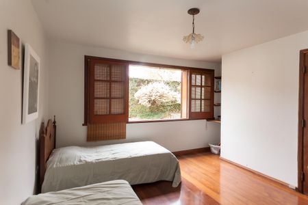 Casa de condomínio à venda com 450m², 3 quartos e 3 vagasquarto 1