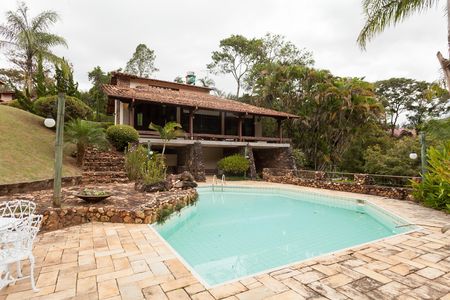 Casa de condomínio à venda com 450m², 3 quartos e 3 vagasPiscina