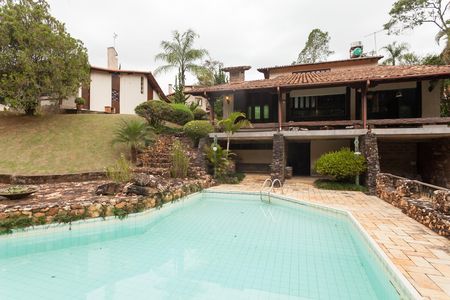 Casa de condomínio à venda com 450m², 3 quartos e 3 vagasPiscina