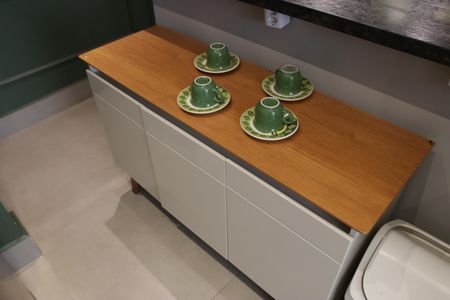 Apartamento para alugar com 65m², 2 quartos e 2 vagasCozinha e Área de Serviço