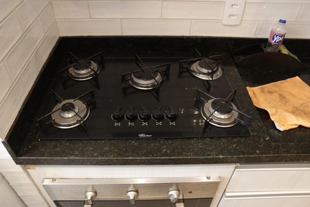 Apartamento para alugar com 65m², 2 quartos e 2 vagasCozinha e Área de Serviço