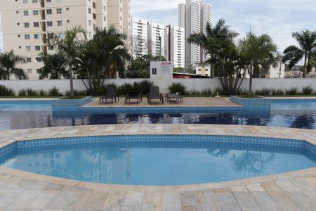 Apartamento para alugar com 65m², 2 quartos e 2 vagasÁrea comum - Piscina