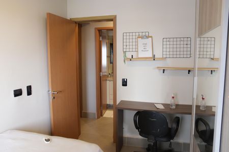 Apartamento para alugar com 65m², 2 quartos e 2 vagasQuarto