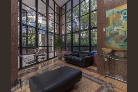 Apartamento para alugar com 442m², 4 quartos e 5 vagasHall social