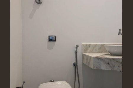 Apartamento para alugar com 442m², 4 quartos e 5 vagasLavabo