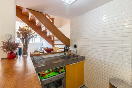 Apartamento à venda com 77m², 2 quartos e sem vagaCozinha