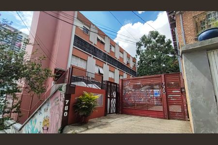Apartamento à venda com 77m², 2 quartos e sem vagaFachada e placa