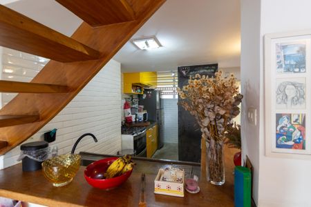 Apartamento à venda com 77m², 2 quartos e sem vagaCozinha