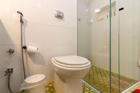 Apartamento à venda com 77m², 2 quartos e sem vagaBanheiro