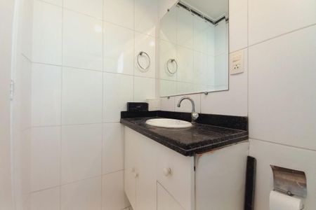 Apartamento à venda com 75m², 2 quartos e 1 vagaBanheiro da Suíte