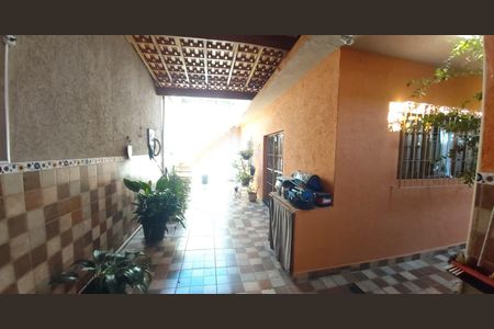 Casa à venda com 240m², 2 quartos e 4 vagasÁrea Externa