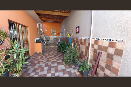 Casa à venda com 240m², 2 quartos e 4 vagasÁrea Externa