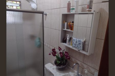 Casa à venda com 240m², 2 quartos e 4 vagasBanheiro 1