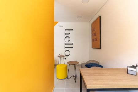 Apartamento para alugar com 45m², 2 quartos e 1 vagaCoworking 