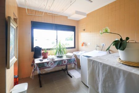 Apartamento à venda com 164m², 3 quartos e 1 vagaÁrea de Serviço